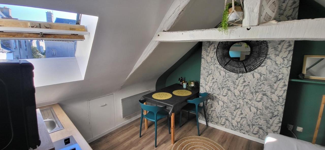 La Cabane - Petit Studio Mansarde - Plage 50M - Rue Gratuite Сен-Мало Экстерьер фото